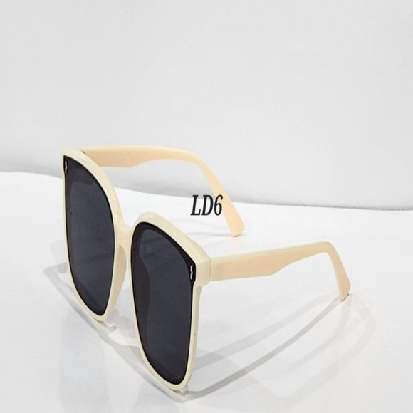 Oversized Polarized Sunglasses - Picture 1 of 4